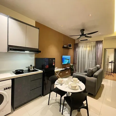 121 Residences By The Homez Near One Utama, Starling Mall, Atria Petaling Jaya Bagian luar foto
