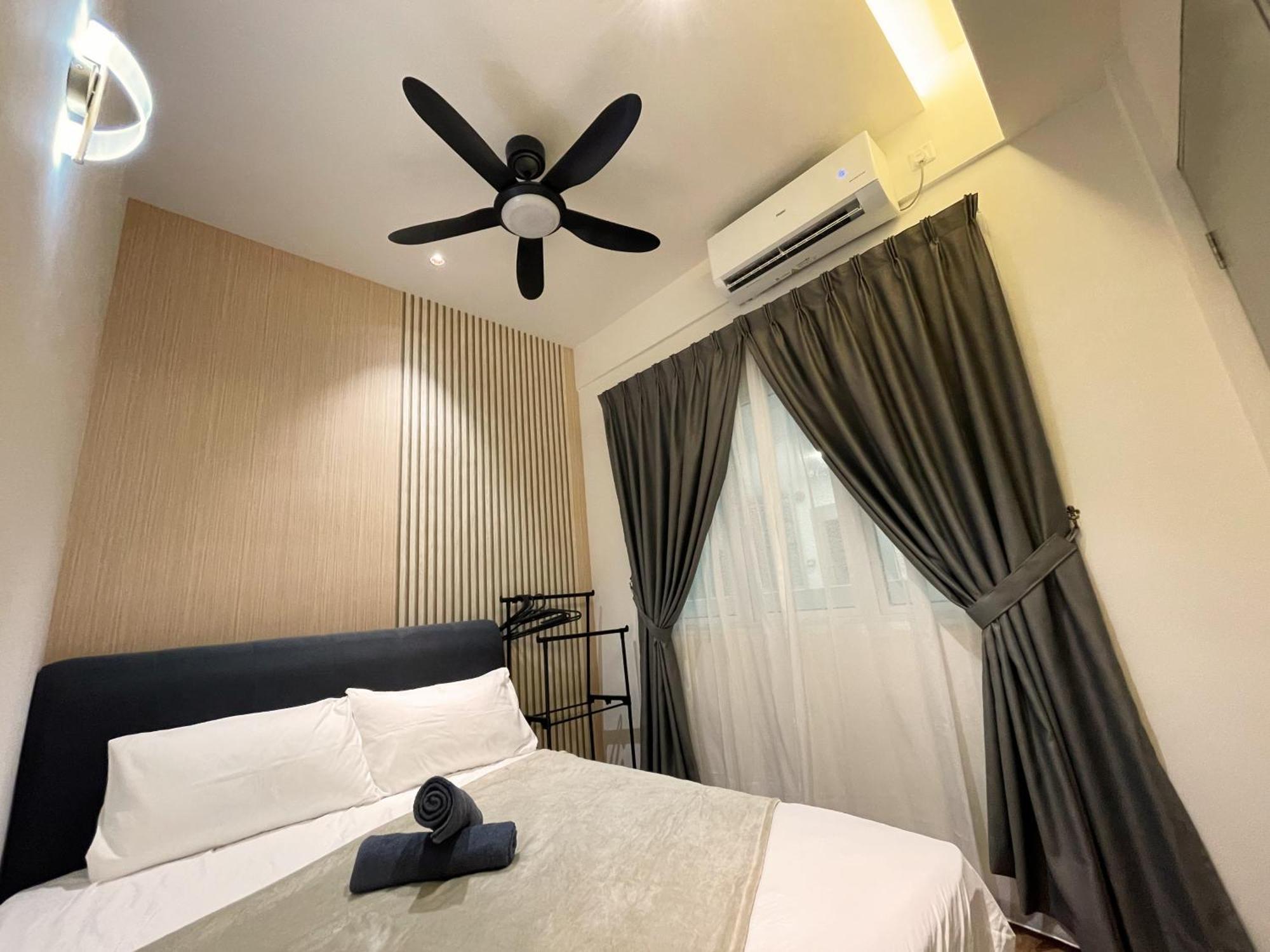 121 Residences By The Homez Near One Utama, Starling Mall, Atria Apartment