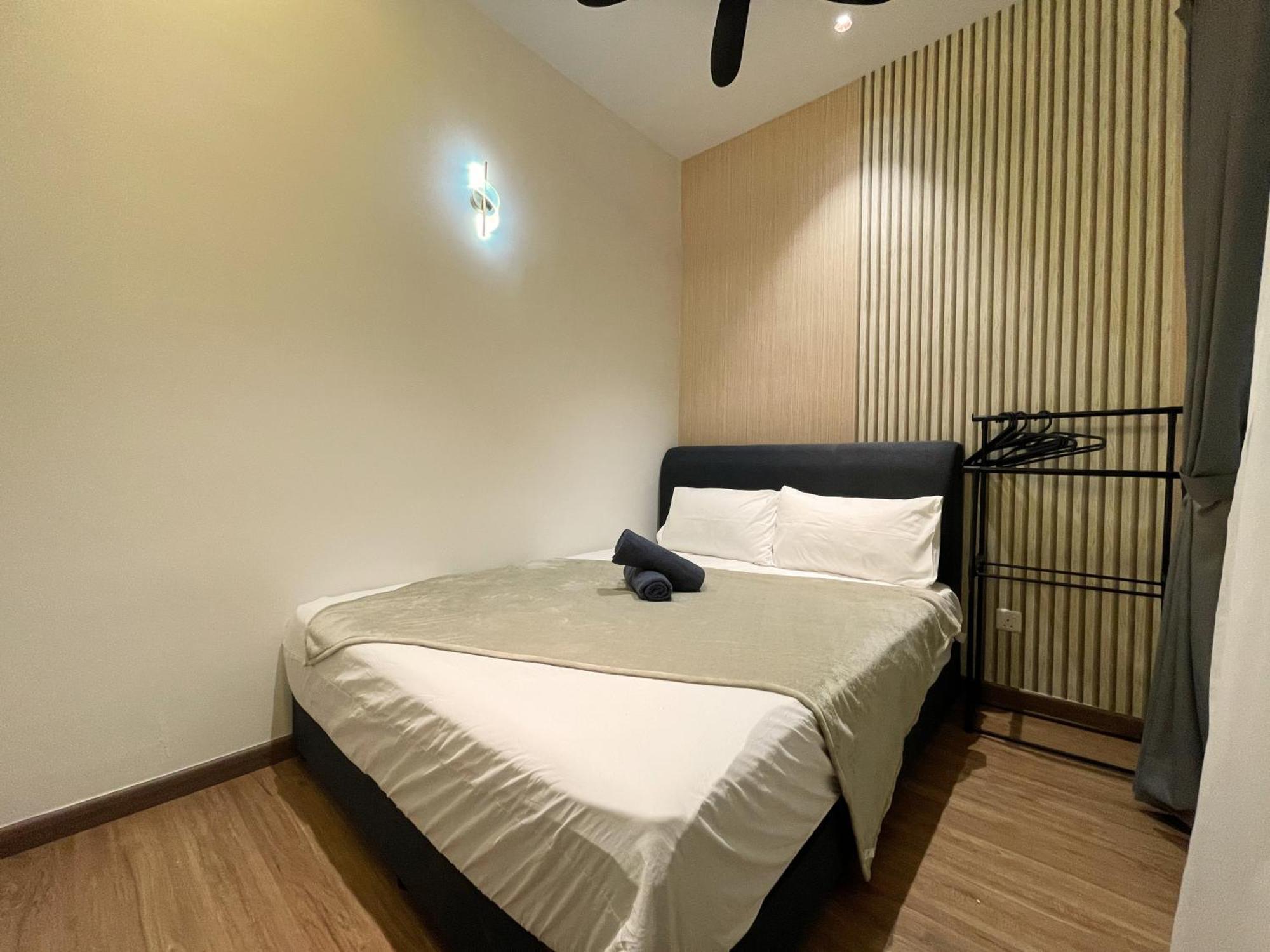 Apartment 121 Residences By The Homez Near One Utama, Starling Mall, Atria