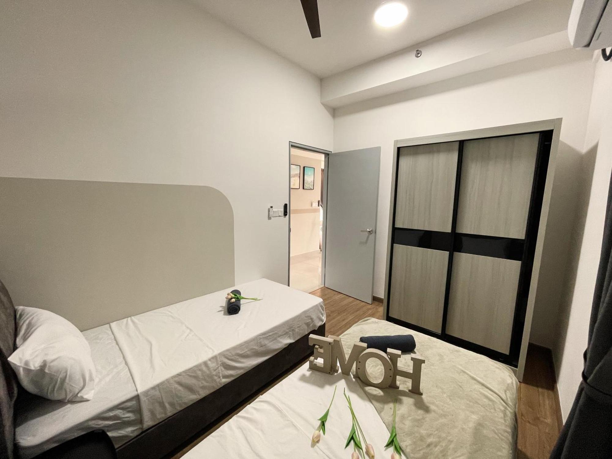Apartment 121 Residences By The Homez Near One Utama, Starling Mall, Atria Petaling Jaya