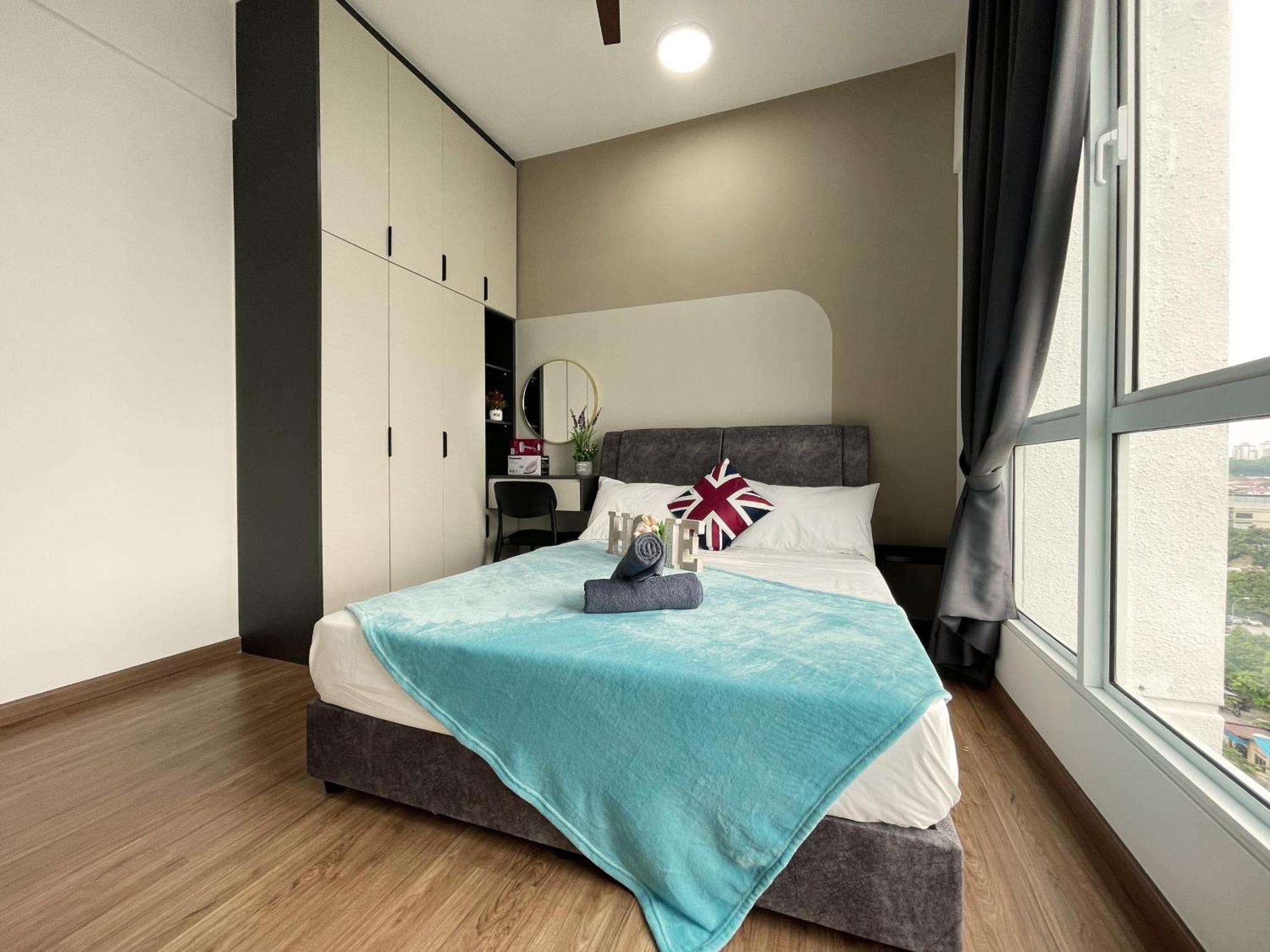 Apartment 121 Residences By The Homez Near One Utama, Starling Mall, Atria *