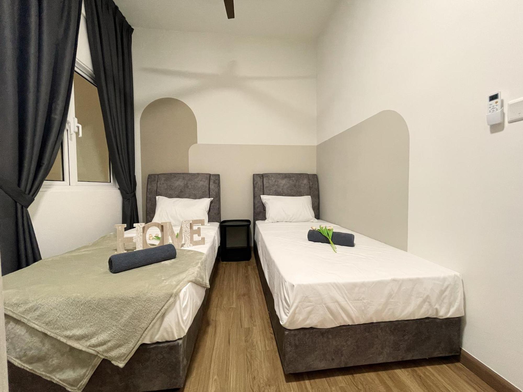 121 Residences By The Homez Near One Utama, Starling Mall, Atria